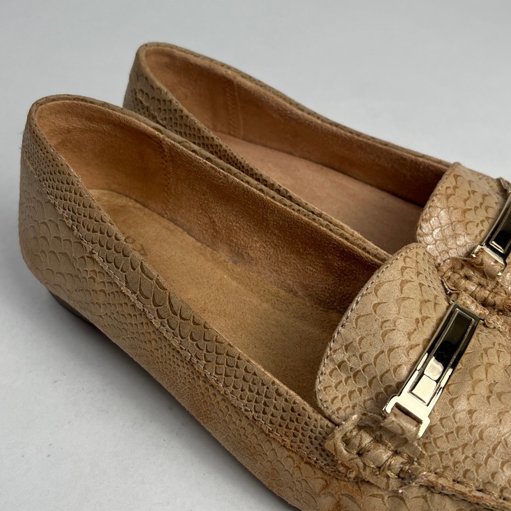 Naturalizer Tan Leather Flats - Picture 6 of 16